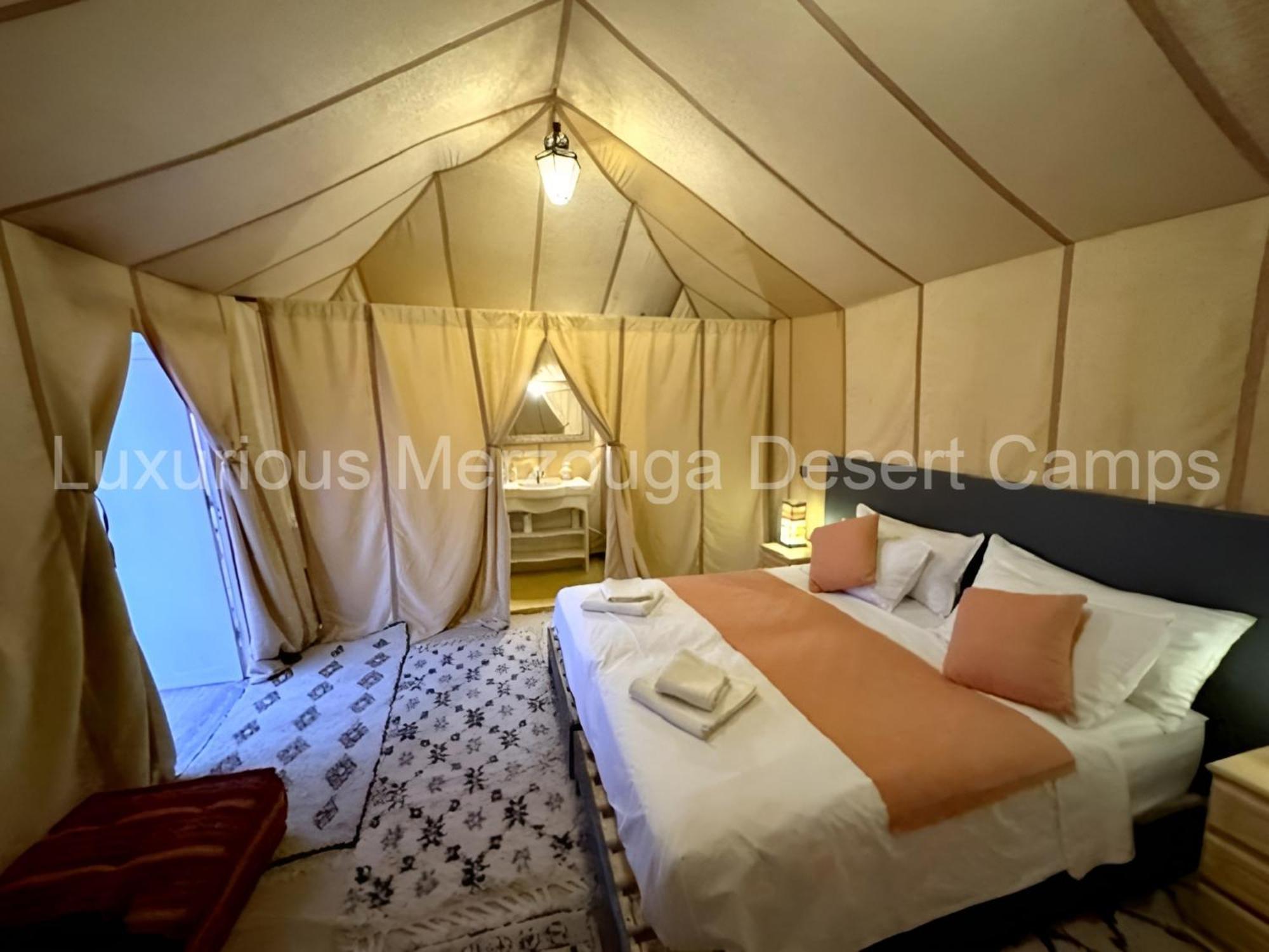 מלון Luxurious Merzouga Desert Camps מראה חיצוני תמונה